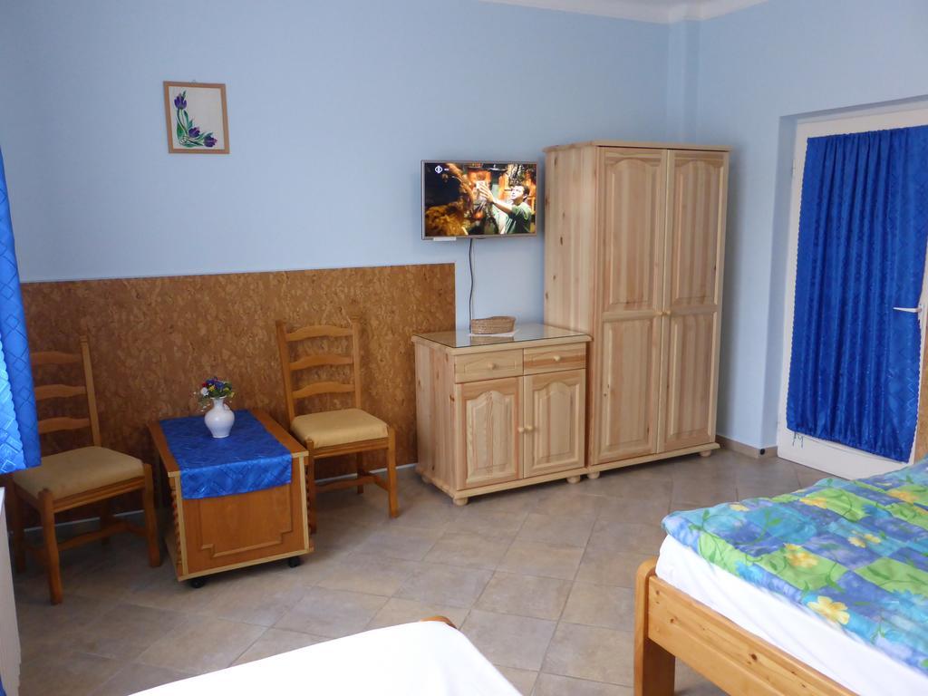Napfeny Apartman Es Vendeghaz Egerszalók Dış mekan fotoğraf